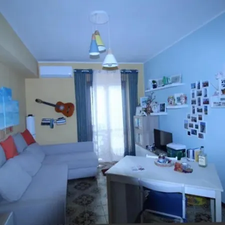 Apartment La Casa In Riva Al Mare *